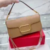 المصممين حقائب السهرة الكتف Crossbody رفرف سلسلة حقيبة يد حمل المحافظ محفظة مخلب رسالة هندسية الصلبة خيط معدني مربع سيدة نساء حقائب يد فاخرة