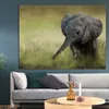 Decorazione della parete Decorazione Elefante Cuccioli di pittura animale Paesaggio verde Immagine stampata su tela per soggiorno Poster Cudros Decor