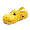 Été enfants dessin animé dragon pantoufles garçons et filles plage trou chaussures enfants antidérapant salle de bain pieds nus sandales et pantoufles 210713