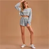 Shorts femininos outono cor sólida cor de 2 peças roupas femininas roupas de verão colheita top slova longa lenço de punho casual feminino de traje curto