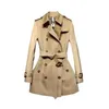 Gabardina corta de diseñador para mujer, gabardina británica de primavera y otoño 2023, abrigo ligero corto, traje, cinturón con hebilla de cuello
