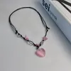 Hänghalsband vsnow koreansk vitrosa kärlekshjärta halsband för kvinnor oregelbundna stenpärlade justerbara lädersladdsmycken