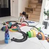 Manera de jugar Mat Toy Flexible Race Track Car Toy Road Set para niños Baby Road City Road Floor Juego Alfombra Regalo Alfombra Puzzle Toys Kid 210724