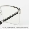 Ultra UV-bescherming Computer leesbril Mannen Presbyopie Anti-Blue Light Blokkeren Metalen Half Frame Zilver 1,5 2.5