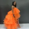 оранжевая партия носить платье
