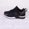 Sneakery męskie trenerzy unisex bieganie dla mężczyzn damskich biegaczy Flats oryginalna skórzana marka Racer Buty mkj1685