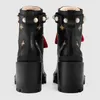 2022 Bee Designer Women British Boots Round Toe Martin Boot Buckle Strap Chunky Heel Toes Fashion Embroidered Ankle Sneakers EUR35-42