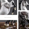 VILEAD Смола лошадь статуя Морден искусство артистики фигурки животных офис украшения дома аксессуары скульптура год подарки 210804