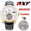 AXF Q5046520 Mechaniczny Ręcznie Urastający Tourbillon GMT Mens Watch Master 18k Yellow Gold White Dial Moon Phase Power Reserve Black Leather Super Edition Puretime B2