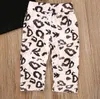 Nyfödd Baby Girl Clothing Sets Unique Letter Print Round Neck T-shirt Leopard Elastic Trumpet Pants 2pcs Outfits Fashion Fashion