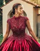 Burgund Spitze Ballkleid Brautkleider High Neck Perlen Brautkleider Plus Größe Applizierte Sweep Zug Satin Vestido De Novia307N