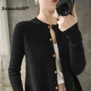 Snaoutofit Damenpullover, Rundhals-Woll-Cardigan, gestrickte Basis, einfarbig, koreanische Version, lockere Jacke, Sonderpreis 211217