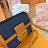 2021 Luxurys Designers Crossbody Bags Zincir Debriyaj Cüzdanları Gerçek Deri Denim Beyaz Mektup Bayan Çantalar Cüzdanlar Omuz Alışveriş Tote Çanta Kutu Olmadan