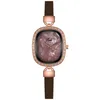 Relojes de pulsera Ladies Oval Diamond-Studded Pequeño Retro Romano Madre de Perla Cinturón Reloj Moda Rose Oro Romántico Pulsera de Lujo