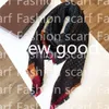 140 140cmクラシック英国の格子縞の綿の女性女性のための高品質のラメスカーフgフォーシーズンショールショールの両側はスカーフを着ることができます215f