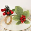Portatovaglioli Anello natalizio Campana Candela Ghirlanda Porta fibbie Frutta rossa Decorazione da tavola vintage Foglie con personalità reattiva