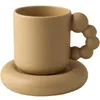 Tasse et assiette à café créatives de 325 ml avec poignée en boule de rotation Nordic Home Decor Art fait à la main Plateau de tasse à thé Cadeaux personnalisés pour elle 210804