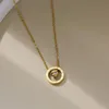 Anhänger Halsketten Exquisite Mode Digitale Strass Halskette Für Frau Gold Kette Kreis Choker Schlüsselbein Schmuck Jahrestag Geschenk