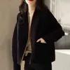 أنيقة الخامس الرقبة قصيرة الصوف معطف المرأة الكورية الأزياء اللون التباين زر واحد سترة الخريف OL نمط مكتب سيدة الستر 211118