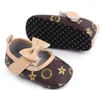 Premiers marcheurs 2023 Luxe Papillon Noeud Princesse Chaussures Pour Bébé Filles À Semelles Souples Mocassins Enfant En Bas Âge Bébé Chaussures bébé mode