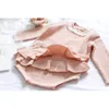 Conjunto de ropa de bebé Traje de dos niñas Tejido 0-2 años Blusa de manga larga de algodón para bebé + Pantalones cortos de hoja de loto 210701