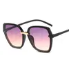 Lunettes de soleil femmes lunettes carrées pour la conduite/voyage verre de soleil classique Oculos