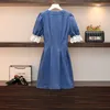 Coux de dentelle d'été Denim V-colmes Fashion Puff Restro Blue Blue Denim Robe plissée du genou 210531