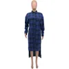 Produkt Vår Höstkontrastbrev Plaid Printed Women Trench Coat och Jacka Cool Girl BF Style Cardigan Outwear Toppar 210525