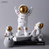 Nordic Creative Spaceman Astronaut Small Ornaments Resin Light Luxury Children's Room TV Cabinet Soft Decoration Gift 210414