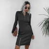 Elegancka Mini Czarna Sukienka Dla Kobiet 2021 Jesień I Zima Nowa Damska Zipper Mock Neck Dress Dress Vestidos Odzież Kobiety Y1006