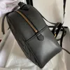 Hot Women Fashion Backpack Brands Travel Backpack School Men Leather Business Bag Large Laptop Shopping Bag