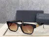 Zonnebril voor mannen en vrouwen zomer stijl vierlionaire anti-ultraviolet retro vierkante plaat vol frame mode-bril willekeurige doos