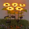 Solars Luci di girasole Decorazioni da giardino Lampada da prato per esterni LED solare Paesaggio Girasoli Lampade da fata Luce notturna ZYY949