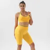 Completi da yoga da 2 pezzi Completi da donna Reggiseno sportivo Top Pantaloncini senza cuciture Palestra Abiti fitness Abiti Moda Atletica Set gratuito 210813