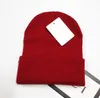 10 ADET Kış Noel Şapka Adam Kadınlar Için Spor Moda Beanies Skullies Chapeu Kapaklar Pamuk Gorros Yün Sıcak Şapka Örme Kap 6 Renkler