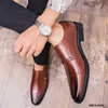 New British Trend Nero Marrone Monk Strap per uomo Casual stampato Oxfords Scarpe da abito da sposa Party Driving Flats Zapatos Hombre