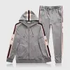 Herrspårsdräkter Designer Män sportkläder Sportkläder och tröjor Autumn Winter Jogger Sporting Suit Mens Sweat Suits Set Plus Size MZH5