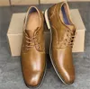 Designer Oxford Skor Toppkvalitet Svart Kalvskinn Derby Klänning Sko Formell Bröllop Low Heel Lace-up Business Office Trainers Storlek 39-47 034