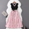 2024 Summer Summeress v Neck Black Pink Contraving Color Chiffon Bressed Mid Calf Dressal Elegant Dresses 1A1984383