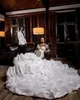 Plus -storlek sjöjungfru 2022 Bröllopsklänningar brudklänningar Tiered Ruffles Long Sleeve Pearls Pärled Crystal Robe de Marie CG001