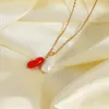 Collana in acciaio inossidabile con pendente in corallo rosso naturale con perle d'acqua dolce per le donne Collane uniche per feste estive con girocollo278Q