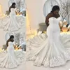 African Dubai Arabisch Plus Size Meerjungfrau Hochzeitskleid Spitze Applizierte Brautkleider Schatz Korsett Up Back Sweep Zug Ehe formelle Kleider nach Maß