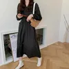 Women French Retro Pleated Dress V-Neck Solid Long Lazy Style Gentle Elegant Chic Female Fashion Clothe 210525