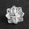 Beautiful Rhinestone Flower Brooch Fashion Vintage Brooches Pins Elegant Floral Romantic Women Dress Coat Accessories Gifts