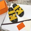 Klasik Kadın Tasarımcı Sandalet Lüks Yaz Flats Moda Terlik Seksi Ayak Bileği Yüksek Çizmeler Terlik Gladyatör Sandal Bayan Rahat Ayakkabılar Bayanlar Beach Roma Slaytlar