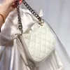 Borsa a tracolla moda in vera pelle morbida Borsa a tracolla design rombo bianco nero 3 stili borsa a conchiglia fresca borse ascellari da donna C