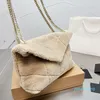 مصمم-شتاء كلاسيكي متوسط رفرف shearling الفراء حقائب المنتفخ أزياء والجلود لينة مغلف حقيبة 29 * 21 سم