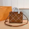 المرأة الفاخرة حقائب التسوق أكياس مصمم crossbody حقيبة الكتف الأزياء الزهور حقائب اليد سيدة حقيبة يد الماس الصليب الجسم مطبوعة