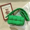 Bolsas de noche Diseñador de algodón Mujeres Crossbody Bolsa Moda Abajo Hombro Acolchado Pequeño Nylon Bolsos acolchados Espacio tejido para