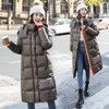 Kobiety Zima Kurtka Płaszcz Z Kapturem Ciepłe Błyszczące Panie Długie Parki Oversize Puffer Wodoodporne Snow Coats 211013